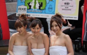 《职场妻子的出轨》女主角是谁_DVD高清在线观看