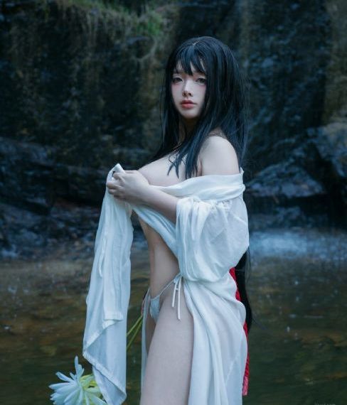 从红月开始 动漫_超清BD在线观看